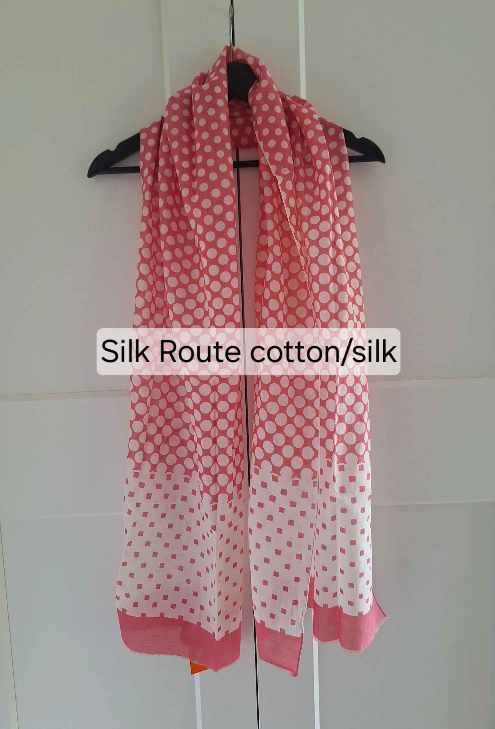 Silk Route wit met roze zomer sjaal katoen met zijde